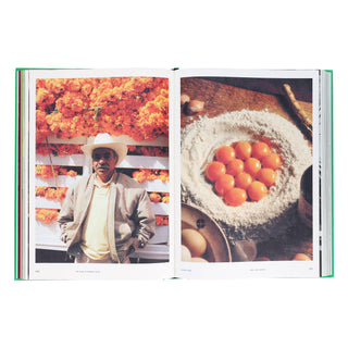 Chronicle Books - Flamingo Estate: The Guide to Becoming Alive