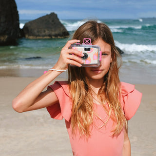 Underwater Camera, Sea Seeker Strawberry